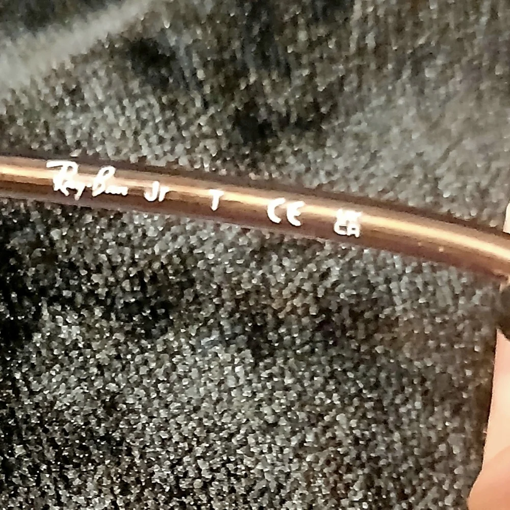 Ray-Ban stylish ray